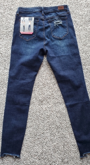 Jeans - Picture 2 of 5